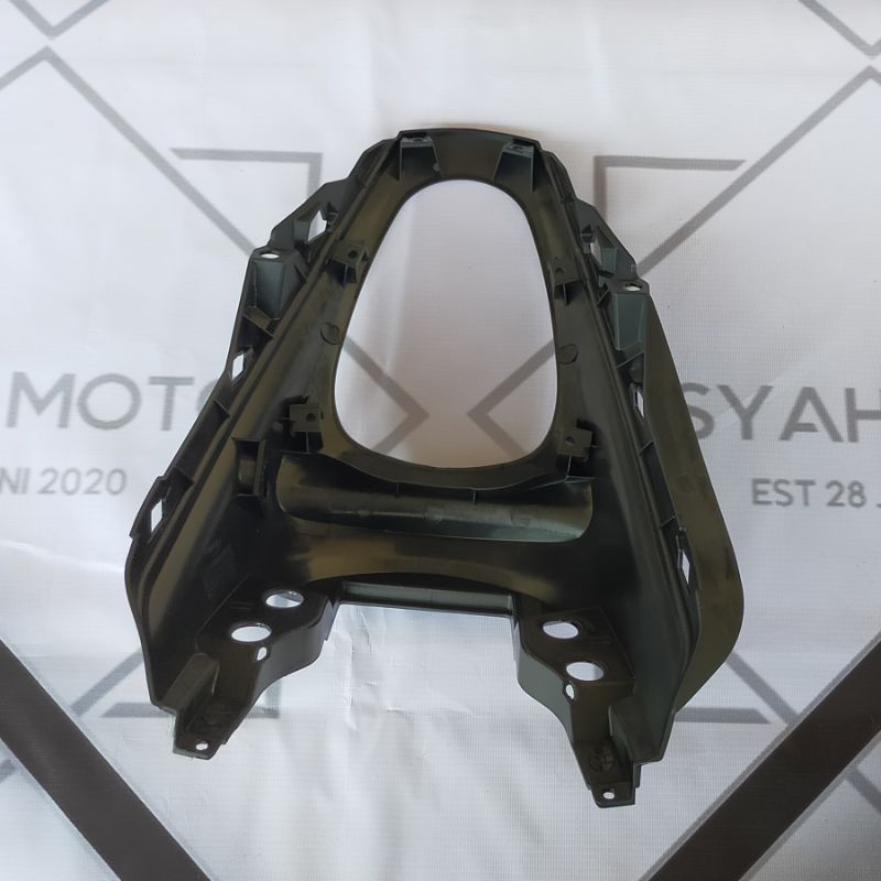 Cover Lampu Belakang Honda Scoopy Warna Hitam Tahun 2010