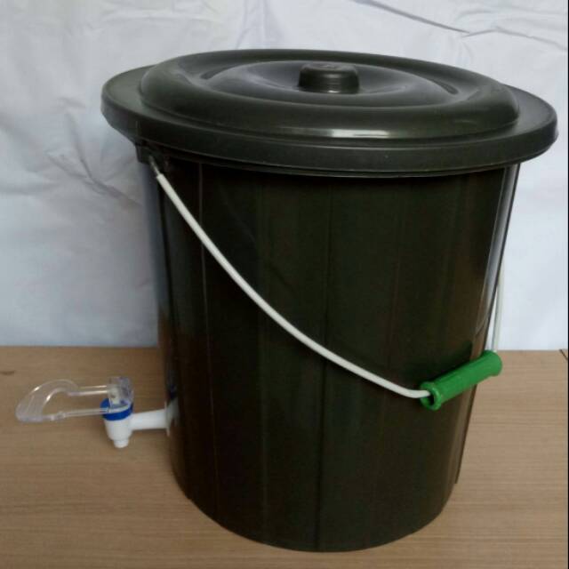 Ember Kran cuci tangan/ember kran westapel/ember kran corona 20 liter