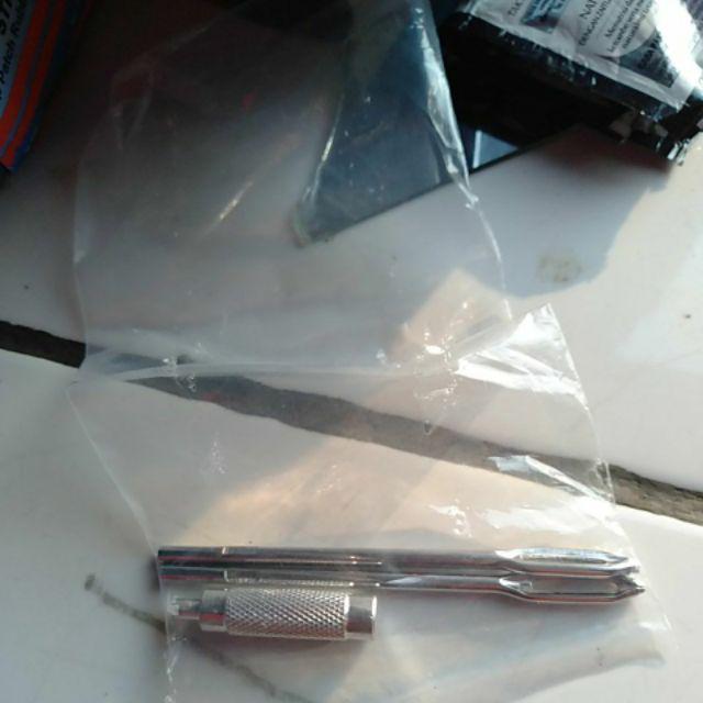 Obeng Pembuka Bongkar Pasang Pentil Aluminium