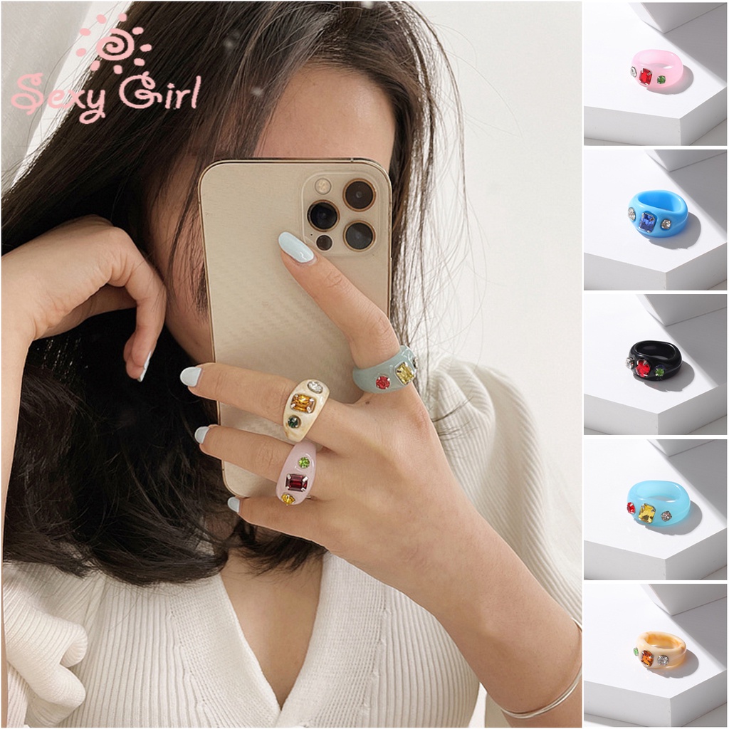 Cincin Bahan Resin Akrilik Warna Jelly Aksen Berlian Imitasi Gaya Retro Untuk Pria Dan Wanita