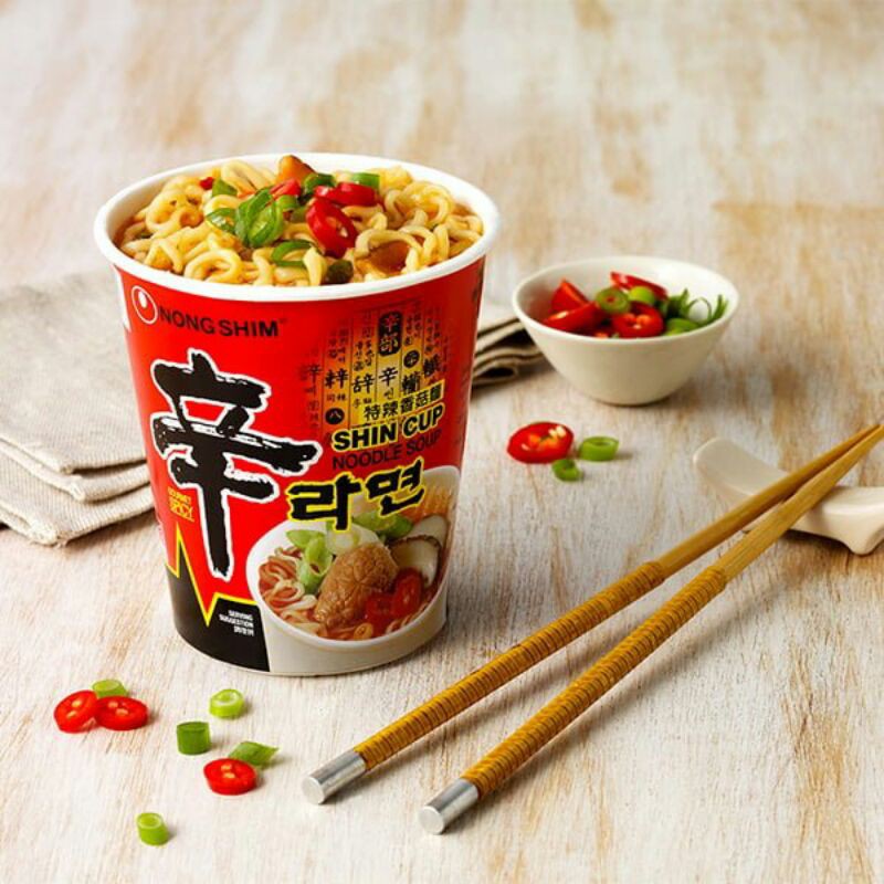 

shin ramyun cup 86 Gr -made in korea halal