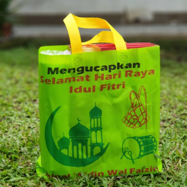 

Tas Idul Fitri Besar