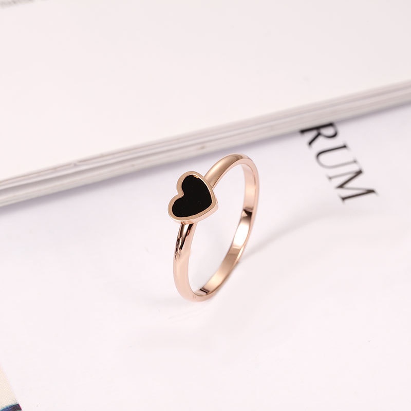 Cincin Bentuk Hati Bahan Titanium Lapis Rose Gold Gaya Korea