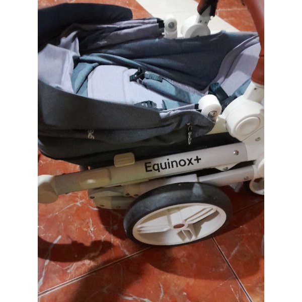 preloved stroller cocolatte equinox+ bns series gray dan kemeja putih baby