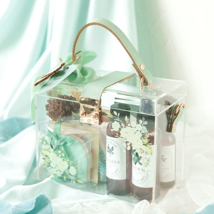 

PARCEL EXCLUSIVE HAMPERS LEBARAN - TIPE A DFHD3215SE
