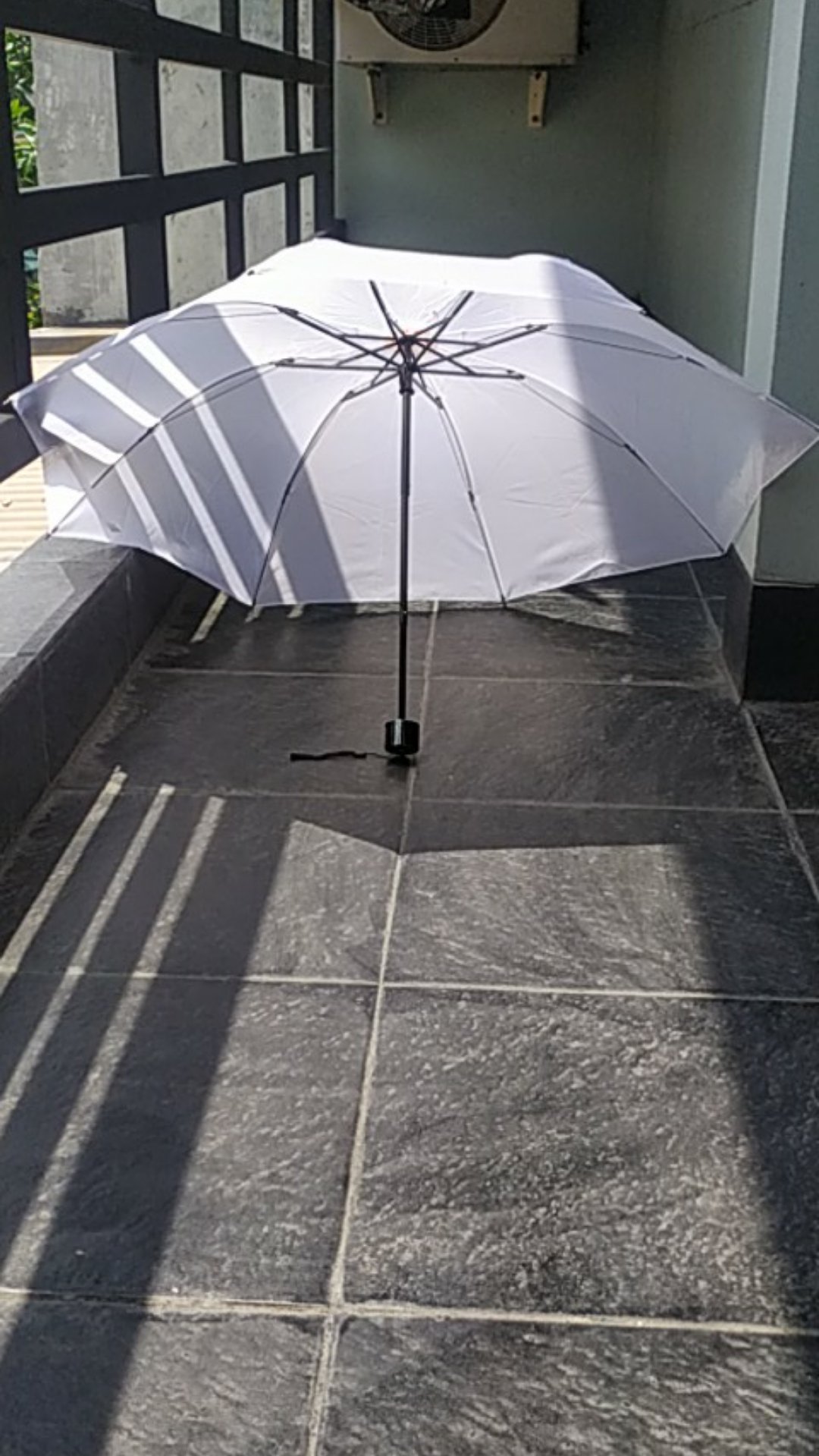 Payung Lipat 3 Payung Putih Polos Khusus Sablon Payung Promosi Payung Souvenir Haji Umroh