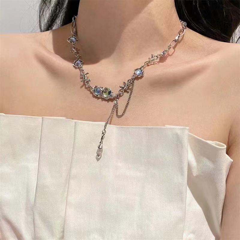 Kalung Rantai Klavikula Model Rumbai Batu Bulan Tidak Teratur Bahan Zirkon Gaya Korea Untuk Wanita