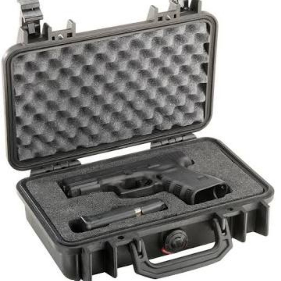 PELICAN PROTECTOR CASE BLACK W/FOAM 1170