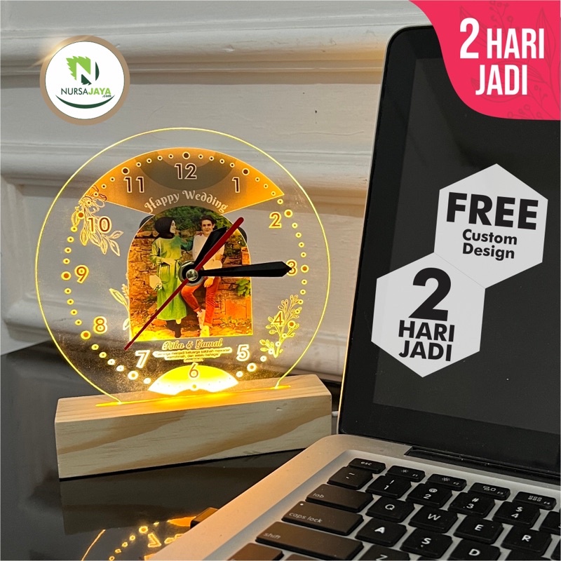 JAM MEJA ACRYLIC CUSTOM NAMA FOTO HADIAH PERNIKAHAN UNIK KADO NIKAH NIKAHAN WEDDING ULANG TAHUN CEWEK LUCU GIFT BOX WISUDA LAMPU TIDUR