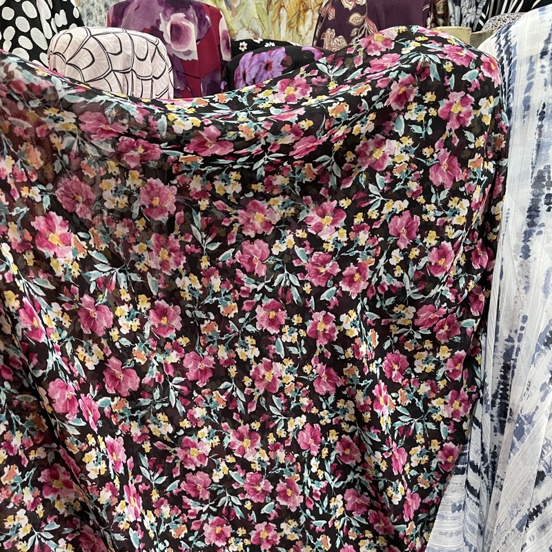 kain ceruti kembang -  bahan gamis,outer,tuik,blouse dll harga per 0,5m