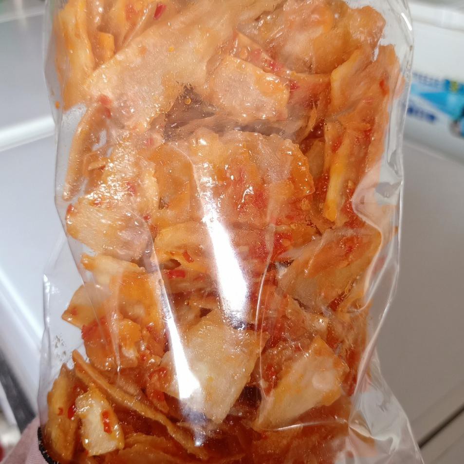 

8.8 Keripik kripik singkong original dan pedas