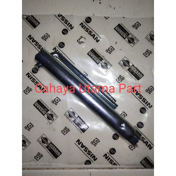 Kunci Busi / Lubang Kunci Busi 16 Nissan Serena C24 C26 X-trail