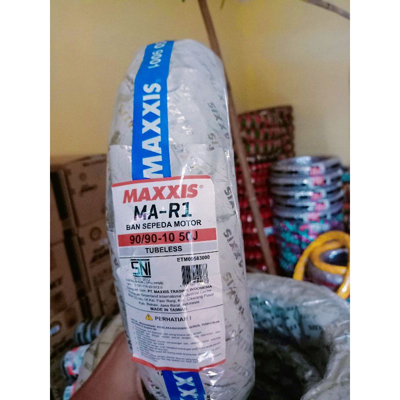 ban tubles maxxis 90/90 10 MA-R1 ( untuk vespa) free pentil