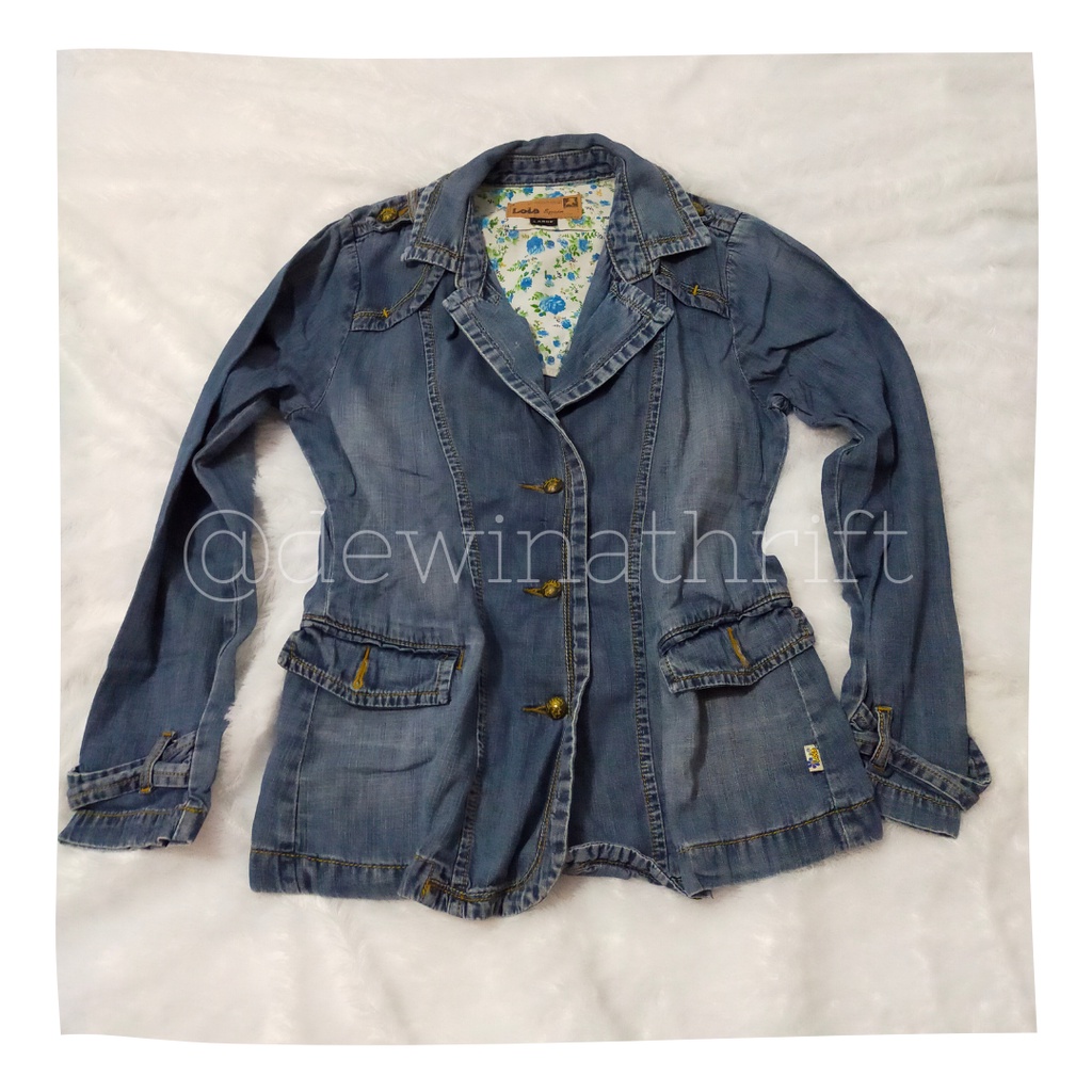 Preloved Jaket Jeans Wanita Lois