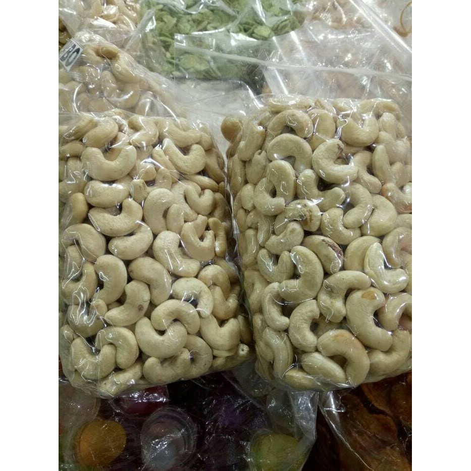 

500 gram # kacang mede mentah jumbo - sulawesi harga grosir murah