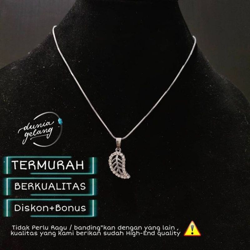 Kalung Titanium Liontin Silver Bahan: Rhodium Warna: Silver Ukuran + Liontin  Silakan diorder Happy shopping :)