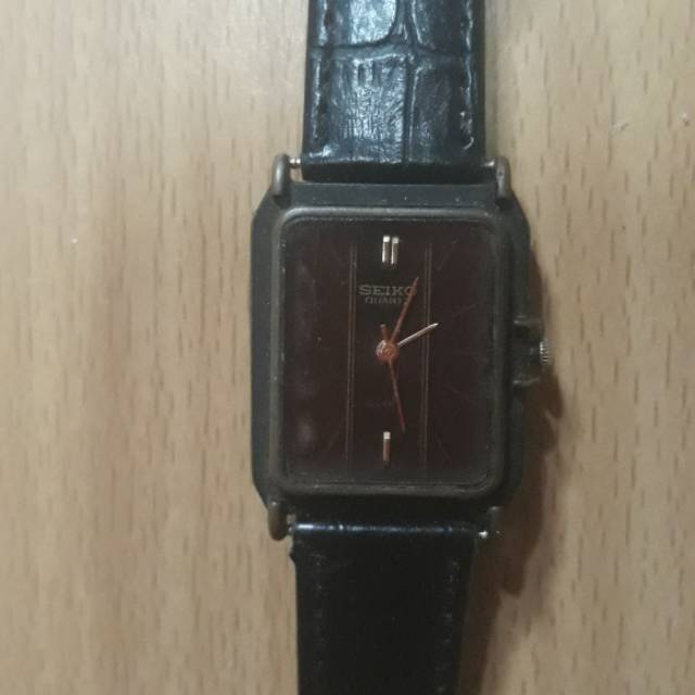 Jam tangan wanita original vintage seiko black edition
