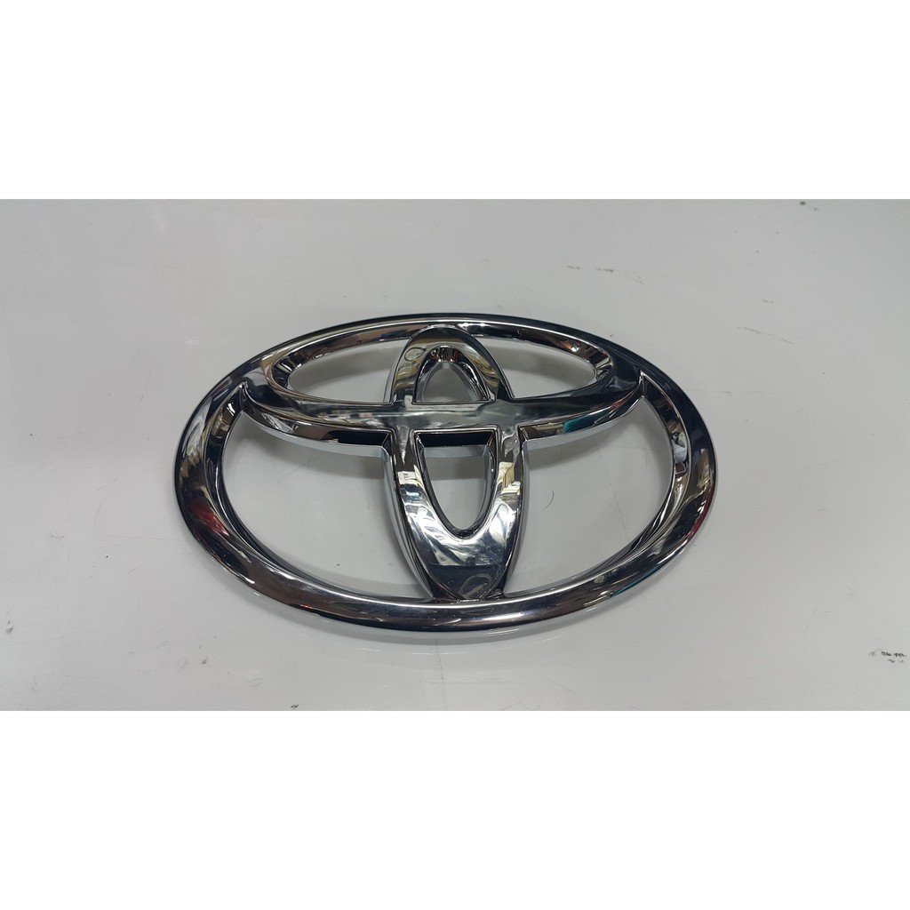 Logo depan toyota/logo gril depan avanza new,veloz,innova 2012 on ori