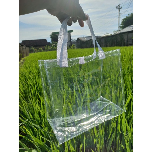 

Tas Mika Transparan pegangan Bisban @5.600 Bahan Tebal