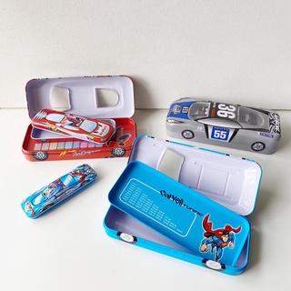 

MJ Kotak Pensil Kaleng mobil+anak 8.5x21 / Tempat Pensil / Pencil Case