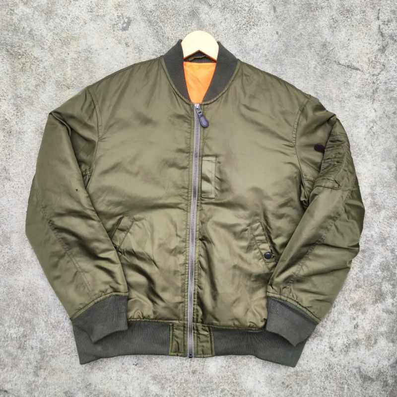 GU BOMBER JAKET MA 1