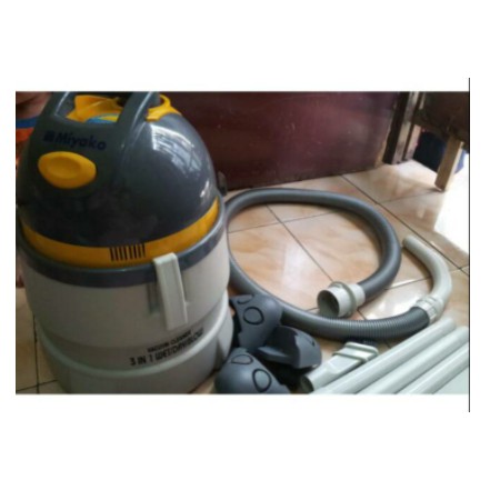 Miyako Vacuum Cleaner Basah / Kering VC 7100 WD