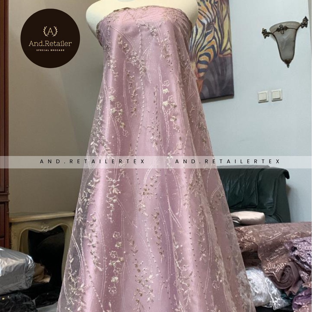 Kain Bahan Kebaya Brokat Tile Akar Mutiara Glitter Mahogany Series Warna Nude Latte