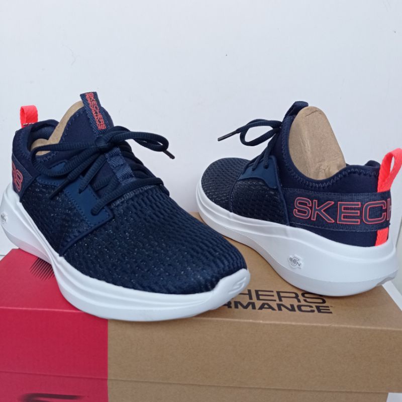 sepatu skechers go run fast women