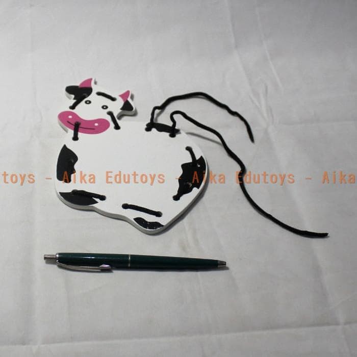 Mainan Jahit Sapi / Montessori Meronce Hewan / Ape Kayu Edukasi Anak