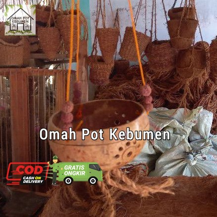 pot batok tempurung kelapa ukir gantung