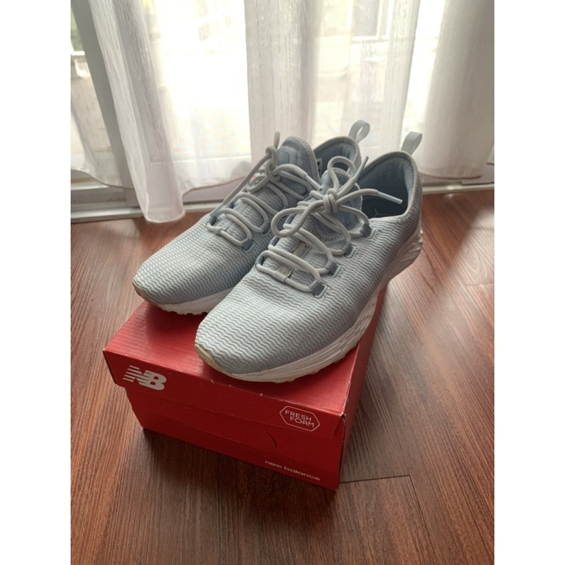 preloved sepatu new balance wanita