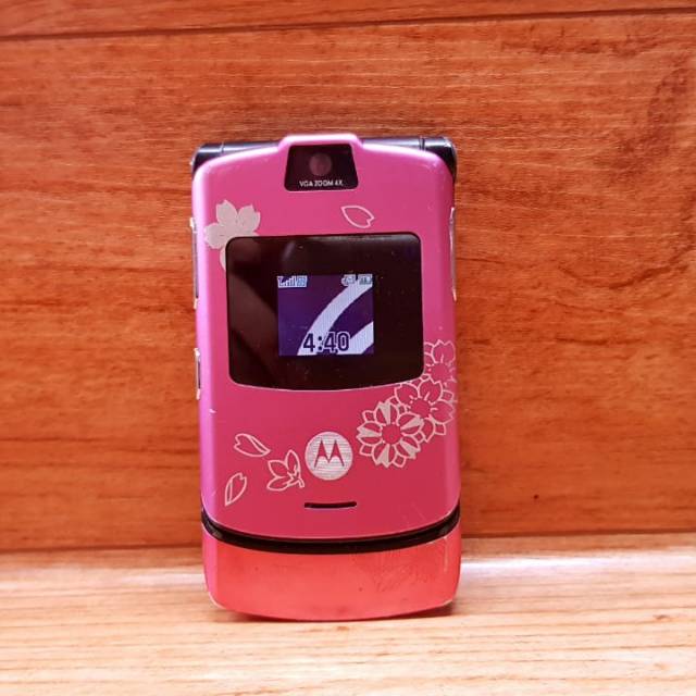 HP Jadul Motorola V3 Flip Stylish  RAZR Not V3i or V3xx or V8 or V9