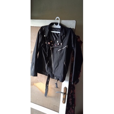 jaket ramones(double kerah) bahan kanvas/kulit sintetis