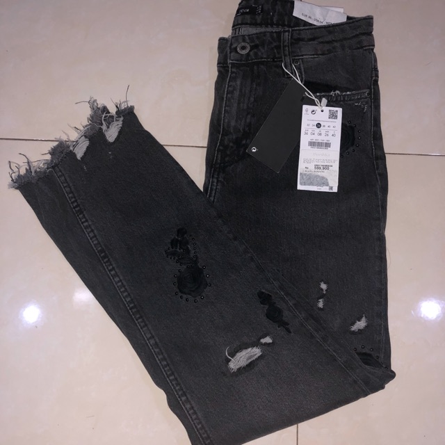 cigarette jeans bershka