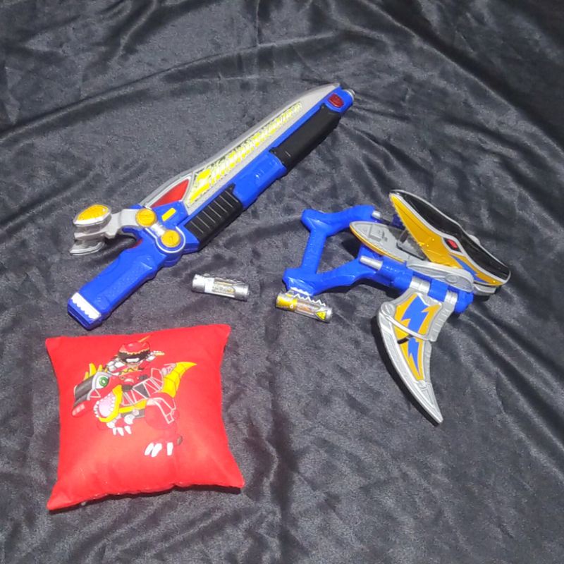 DX Gaburincho Kyoryuger Gold Special Set Bonus