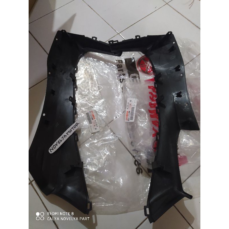 MOLE COVER SIDE 1 2 AEROX DEK BAWAH AEROX 155 KANAN KIRI ORI YAMAHA B65-F171M-00 B65-F171L-00