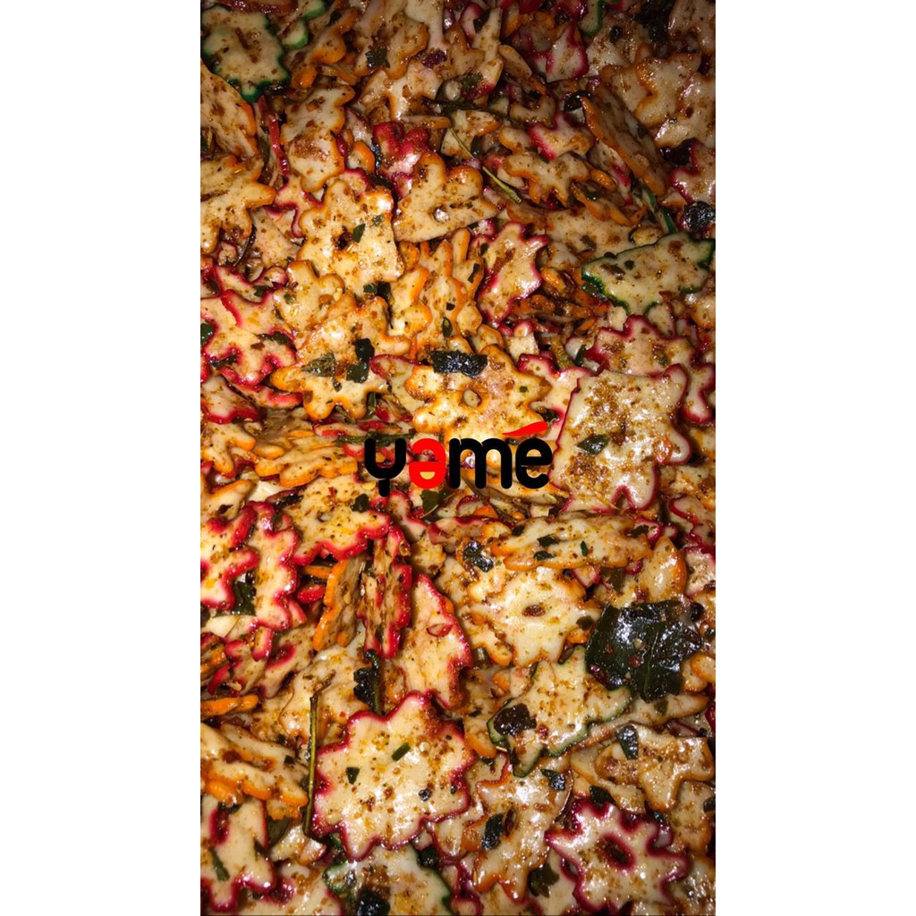 

Keripik Bantat Pedas Daun Jeruk 100 Gram