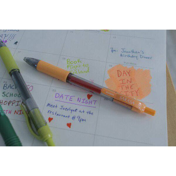 

TERBARU PEN GEL 0.5MM SARASA MANTAP SMOOTH