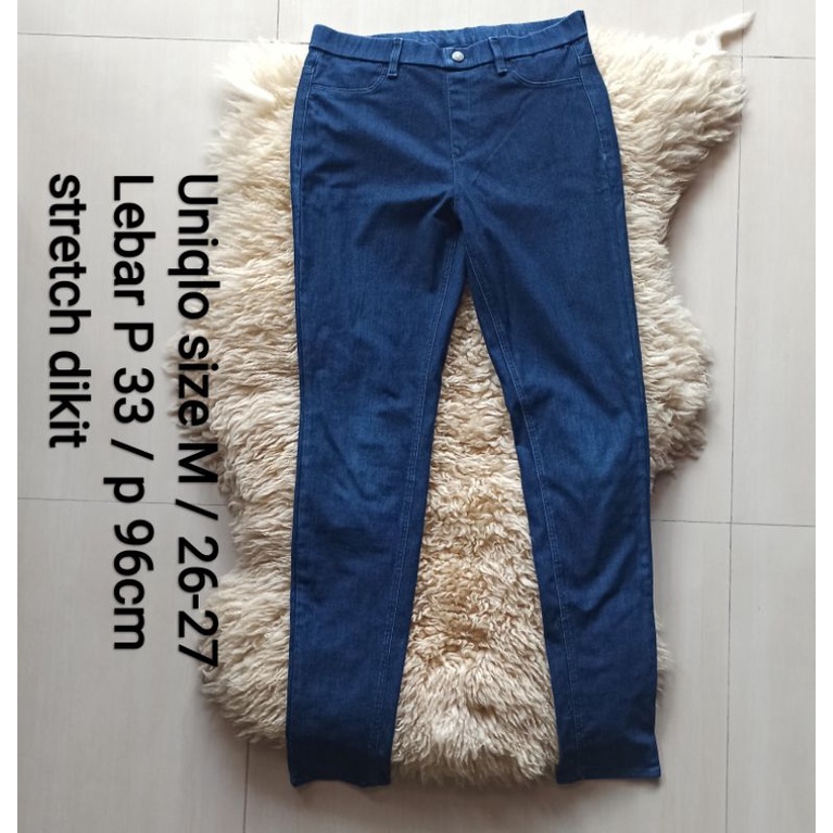 Uniqlo size m preloved celana wanita / remaja jeans denim legging 27