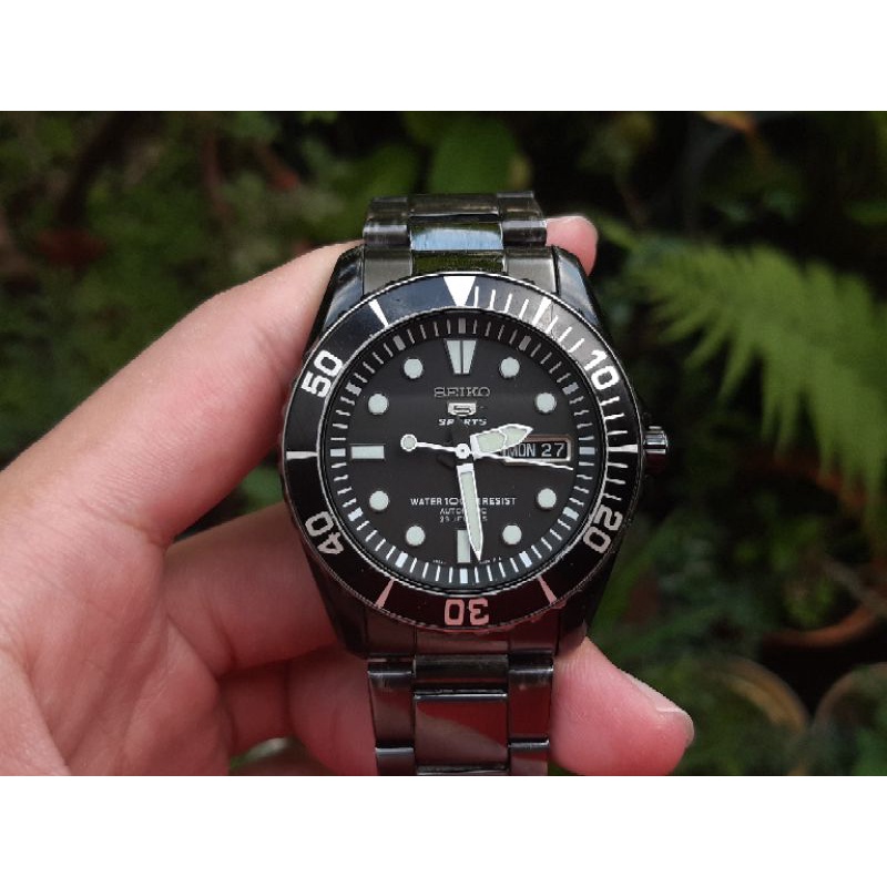 Seiko 5 Sports Black Sea Urchin SNZF21K1 Automatic Watch