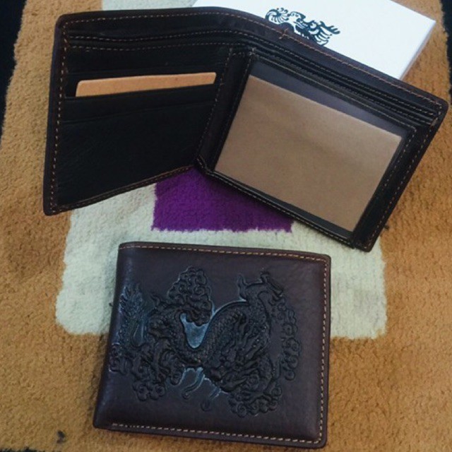 dompet lipat pria bahan kulit asli berkualitas motif cetak naga #dompet #dompetkulit #dompetpria