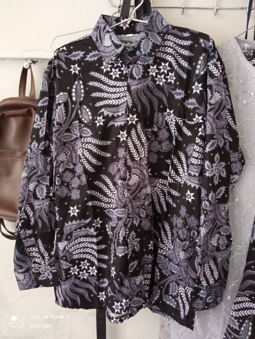 Ada Anak - Shopashop Solo Batik Kebaya Couple Carisa Selendang Brukat Tille Mutiara