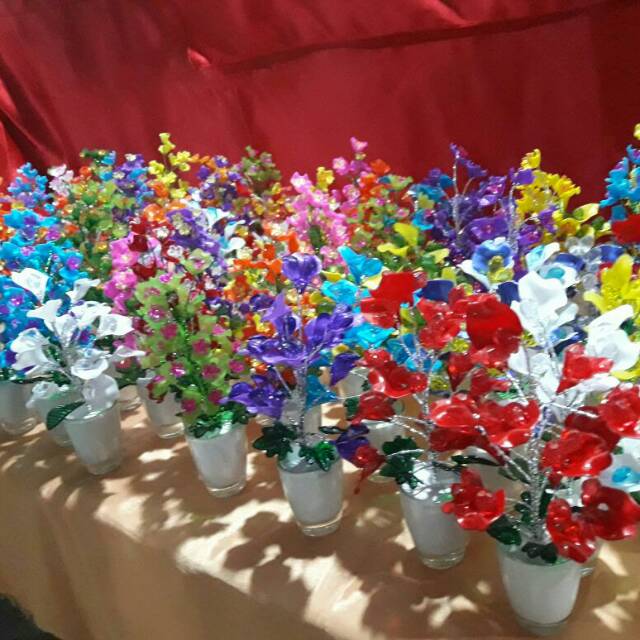 Bunga sakura cemara mini manik akrilik