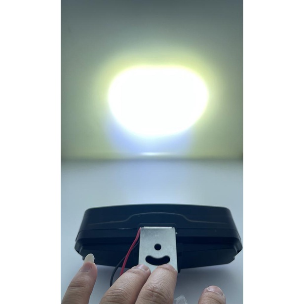 Lampu Tembak 16 LED12 Volt Universal Plus Breket