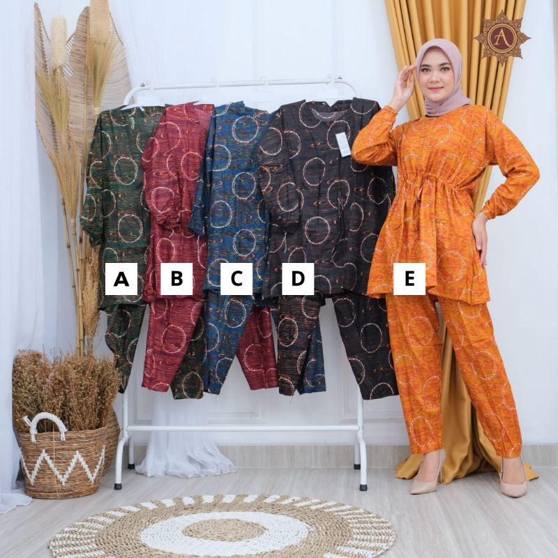 SETELAN CELANA/ SETELAN DASTER KEMEJA/ BABYDOL SETELAN CELANA/ ONE SET MOTIF KEKINIAN/SETELAN WANITA-Serut Tie Dye bolong