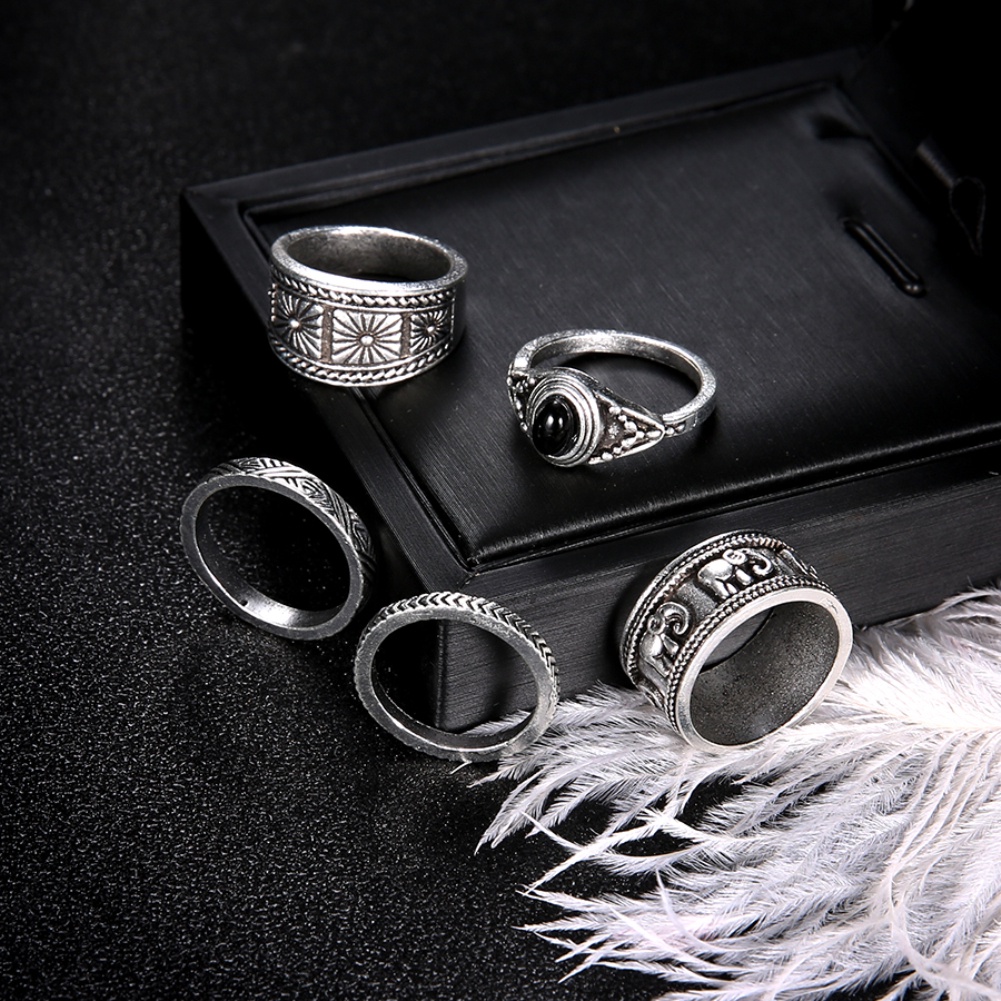 Hu Hu Hu Hu Hu Alat Bantu Pasang Kacamata♡ 5pcs / Set Cincin Buku Jari Aneka Bentuk Warna Silver Gaya Retro Untuk Wanita