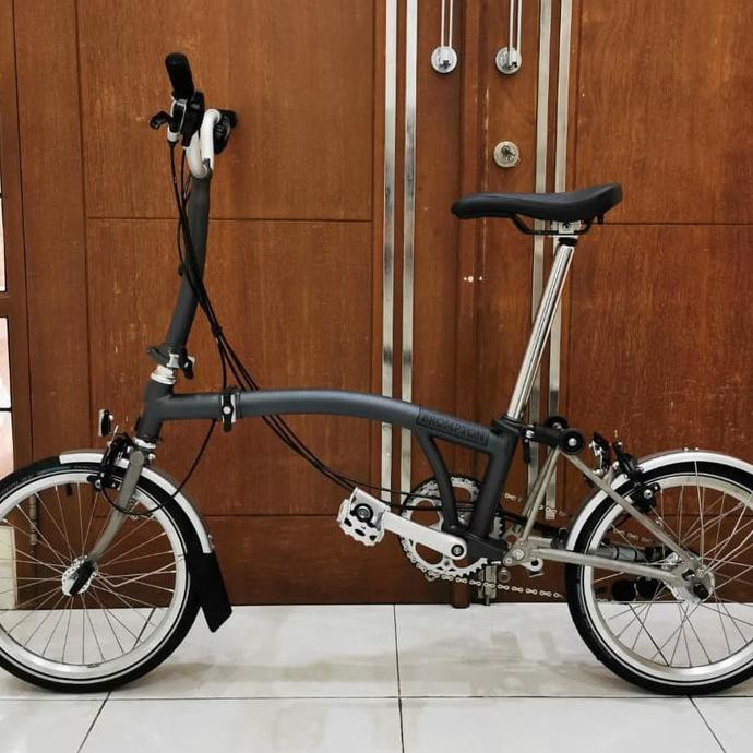 sepeda Brompton methalic graphit M6LX