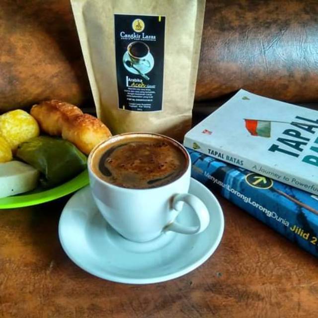 

Kopi bubuk arabika aceh cangkir laras