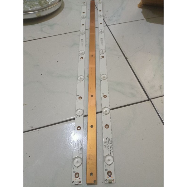 Lampu LED backlight LG 32LH500D 32LJ500D 3V 7 kancing ORI LG