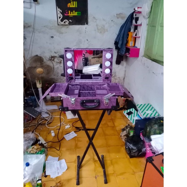 BEAUTYCASE/KOPER MAKEUP MINI 6 LAMPU FREE KAKI STAND